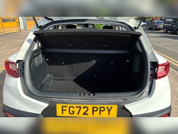 Used Kia Stonic 2022 for sale - 75690853: Photo