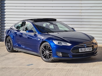 Used Tesla Model S 2015 for sale - 76041632: Photo