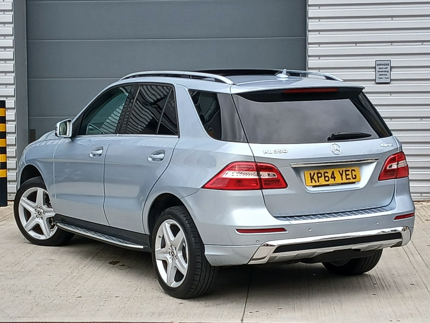 Used Mercedes-Benz M-Class 2014 for sale - 76157499: Photo 3