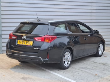 Used Toyota Auris 2014 for sale - 76643823: Photo