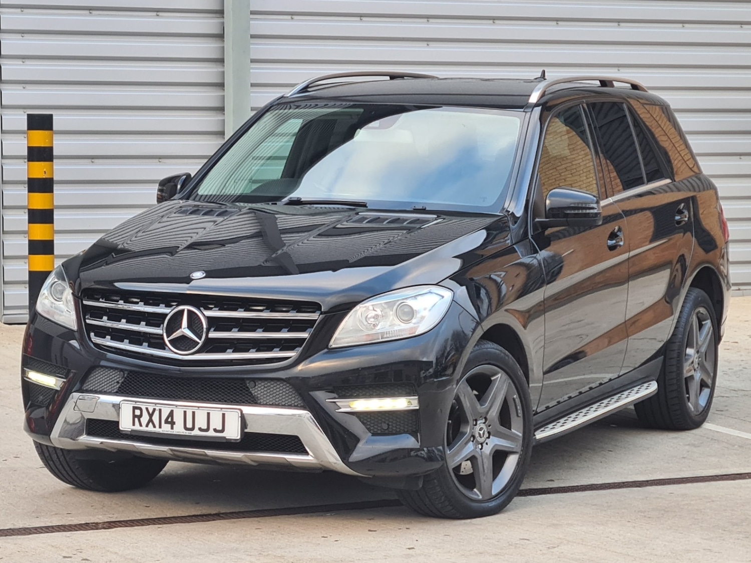 Used Mercedes-Benz M Class 2014 for sale - 76527595: Photo 2