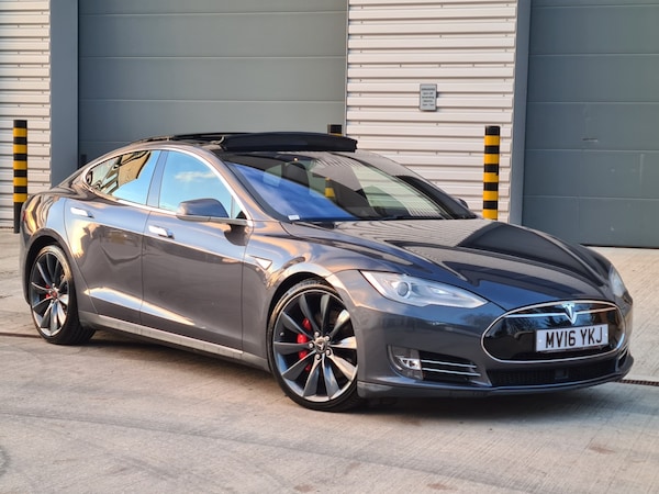 Used Tesla Model S 2016 for sale - 72699825: Photo 2
