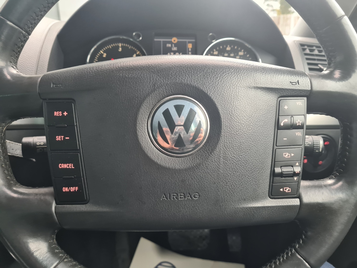 Used Volkswagen Touareg 2006 for sale - 76727075: Photo 10