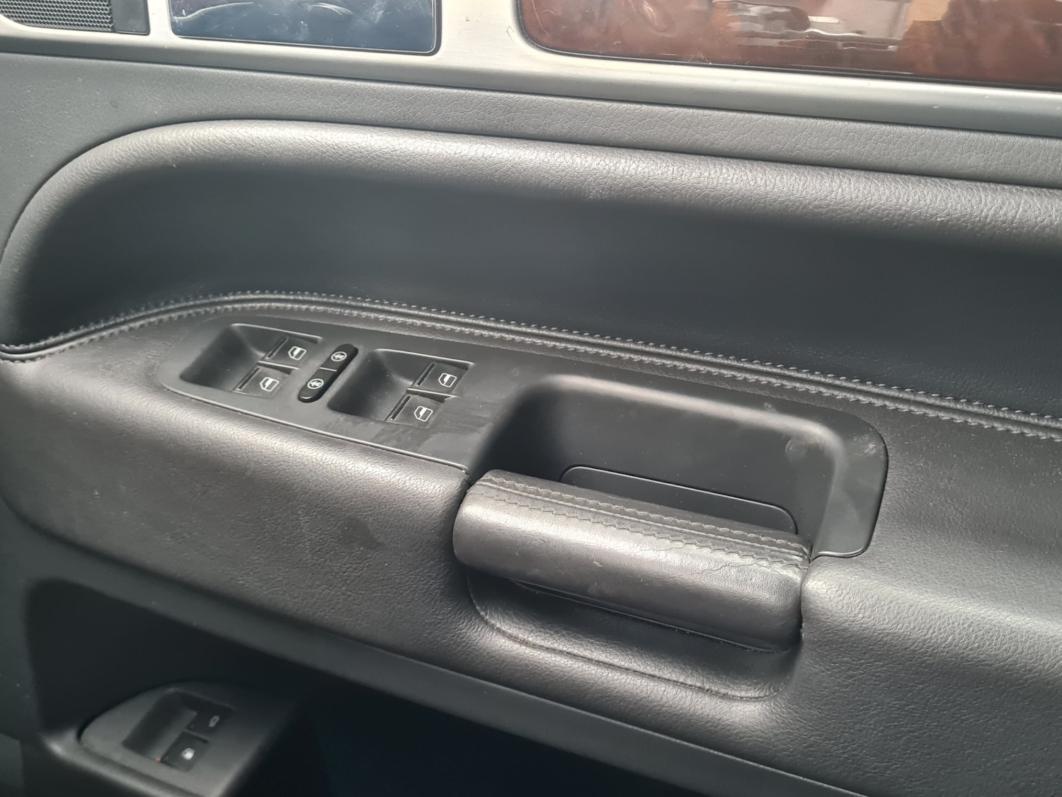 Used Volkswagen Touareg 2006 for sale - 76727075: Photo 11