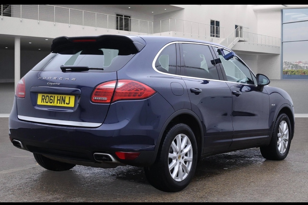 Used Porsche Cayenne 2011 for sale - 76821996: Photo 4