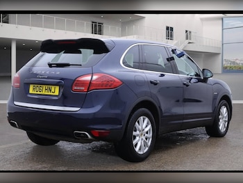 Used Porsche Cayenne 2011 for sale - 76821996: Photo