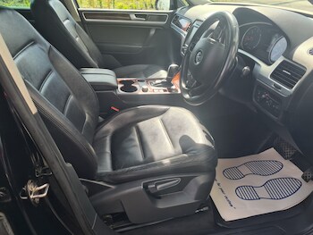 Used Volkswagen Touareg 2012 for sale - 78428336: Photo