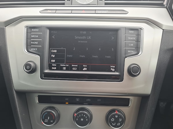 Used Volkswagen Passat 2015 for sale - 75518986: Photo 14