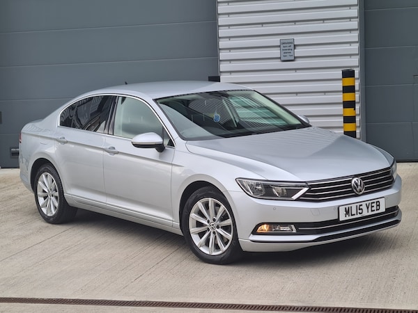 Used Volkswagen Passat 2015 for sale - 75518986: Photo 2