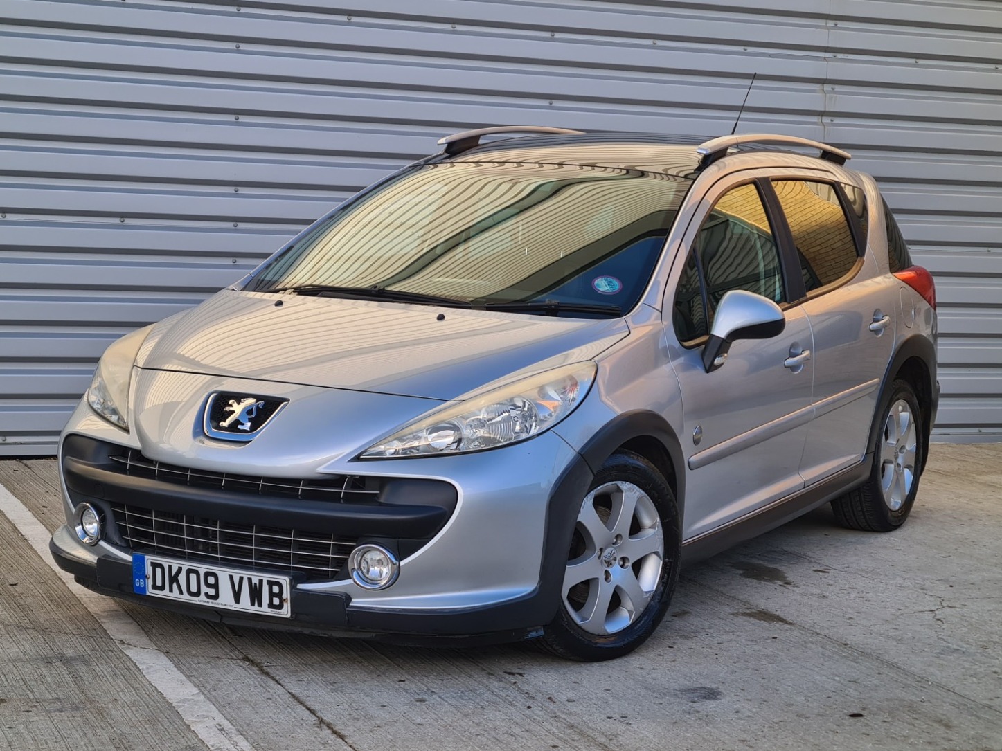 Used Peugeot 207 2009 for sale - 77127696: Photo 2