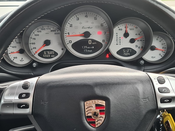 Used Porsche 911 2006 for sale - 67056203: Photo 9