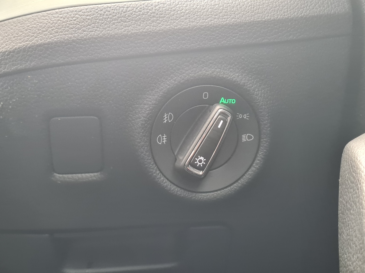 Used Skoda Superb 2017 for sale - 77906311: Photo 11