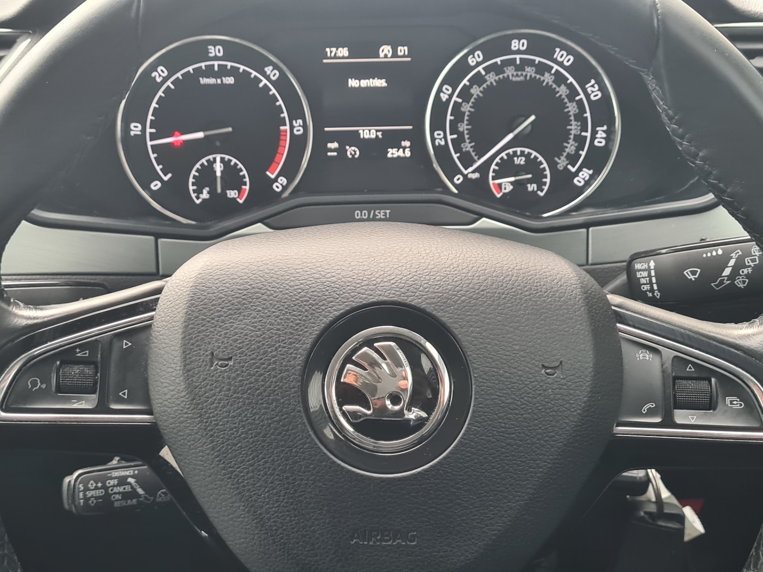 Used Skoda Superb 2017 for sale - 77906311: Photo 6