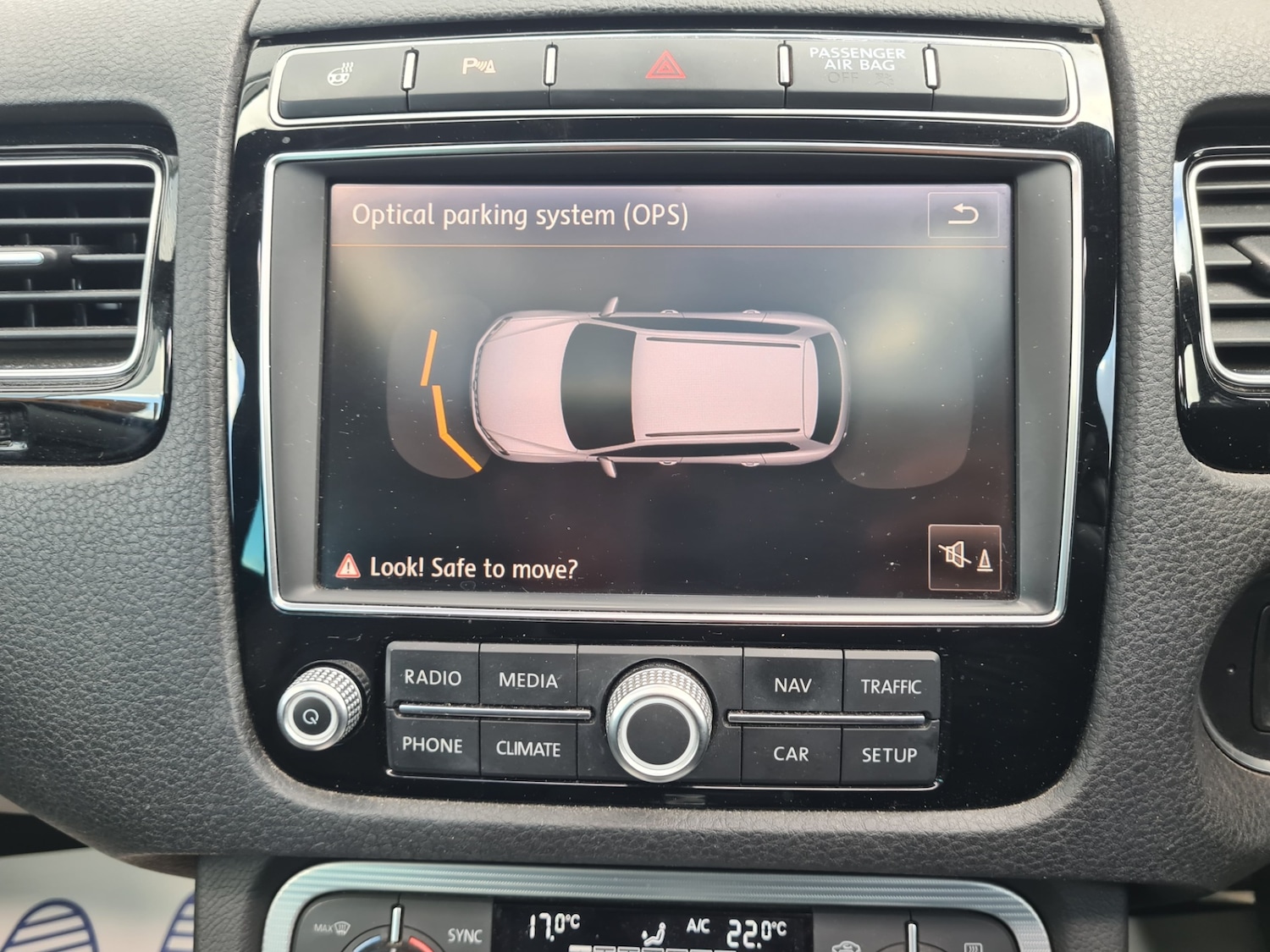 Used Volkswagen Touareg 2014 for sale - 77438800: Photo 13