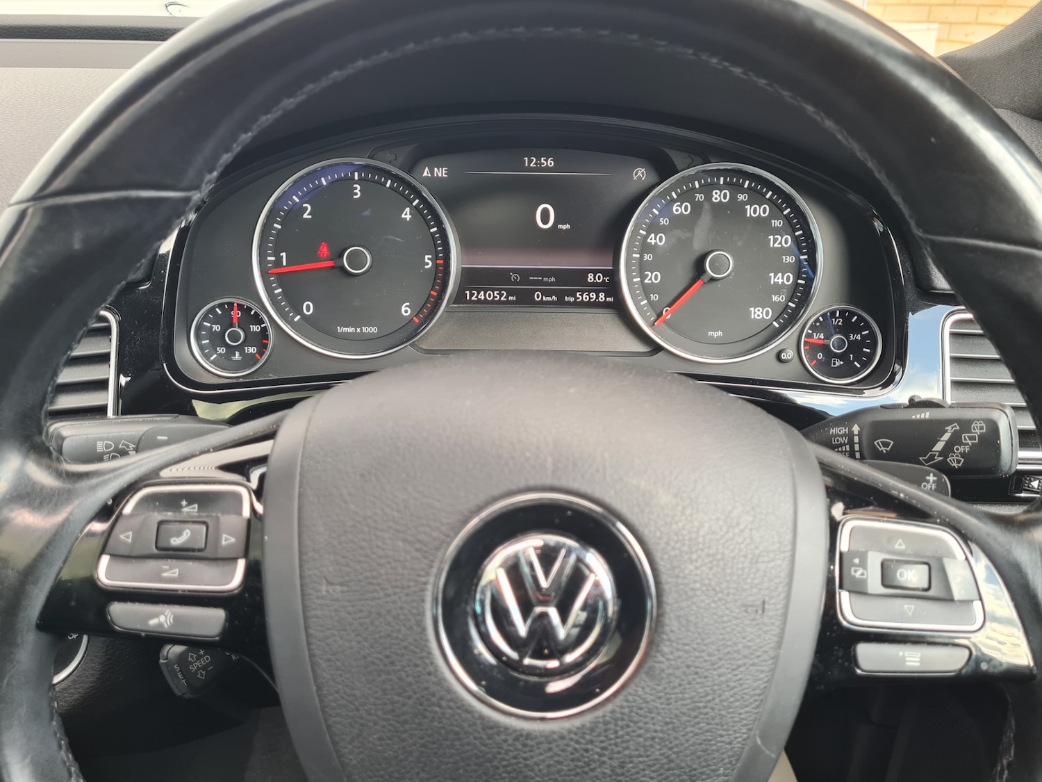 Used Volkswagen Touareg 2014 for sale - 77438800: Photo 5