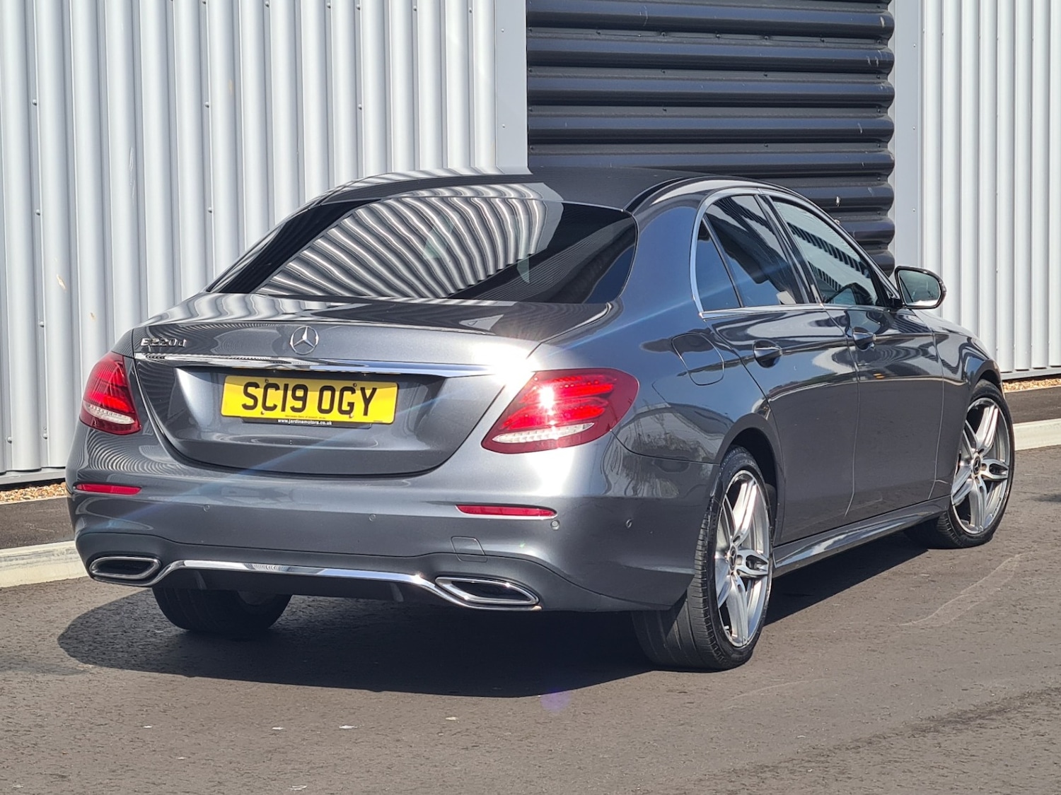 Used Mercedes-Benz E Class 2019 for sale - 78170060: Photo 3