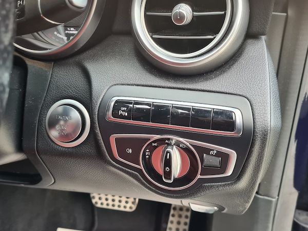 Used Mercedes-Benz C Class 2015 for sale - 73402454: Photo 16