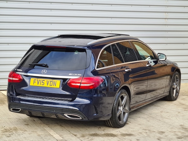 Used Mercedes-Benz C Class 2015 for sale - 73402454: Photo 3
