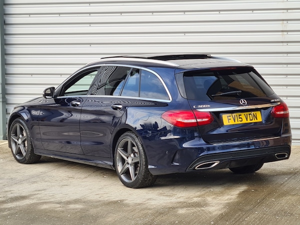 Used Mercedes-Benz C Class 2015 for sale - 73402454: Photo 4