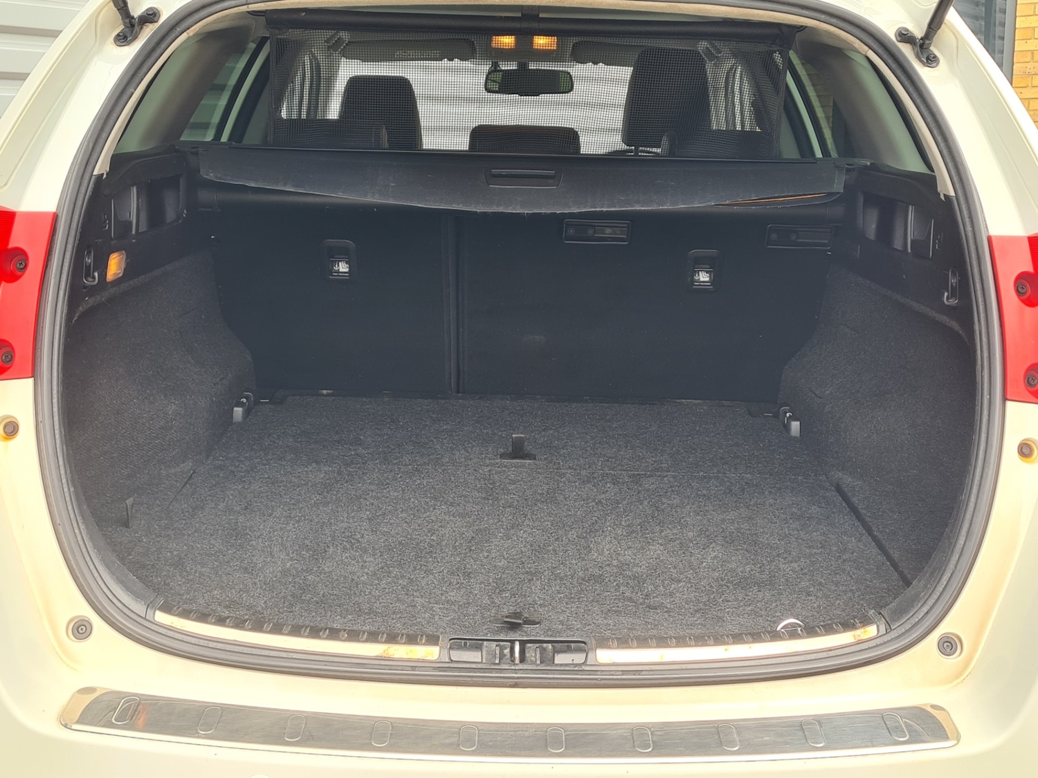 Used Toyota Auris 2014 for sale - 76237517: Photo 20