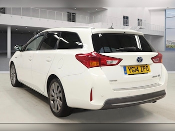 Used Toyota Auris 2014 for sale - 76237517: Photo 3
