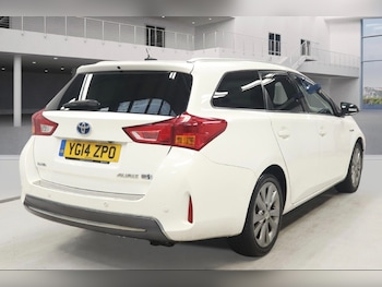 Used Toyota Auris 2014 for sale - 76237517: Photo 4
