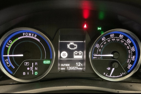 Used Toyota Auris 2014 for sale - 76237517: Photo 6