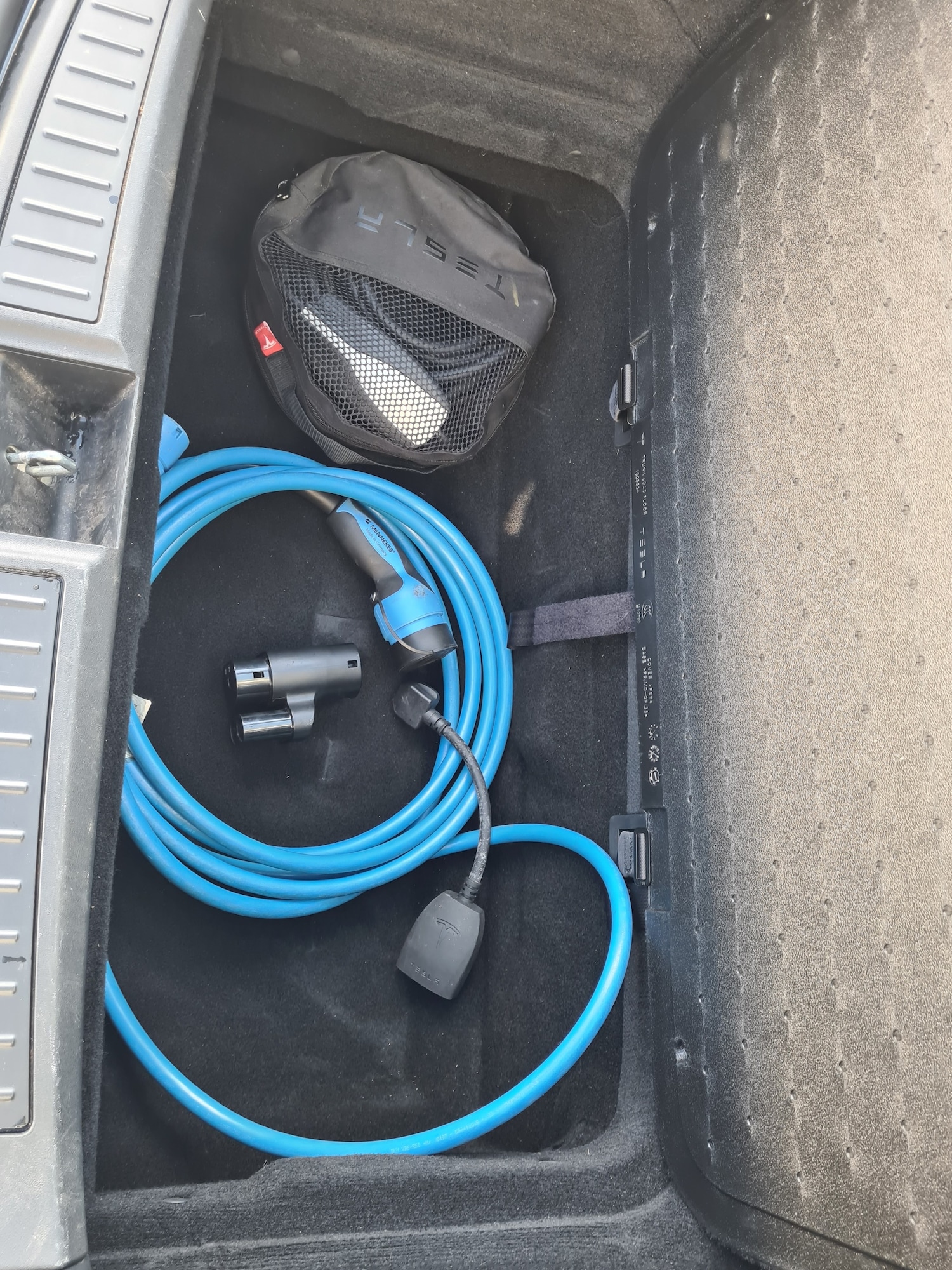 Used Tesla Model S 2015 for sale - 77704210: Photo 14