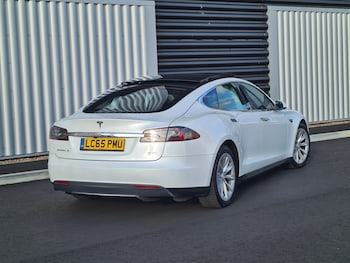 Used Tesla Model S 2015 for sale - 77704210: Photo