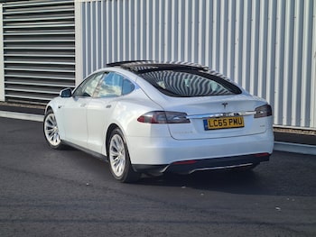 Used Tesla Model S 2015 for sale - 77704210: Photo