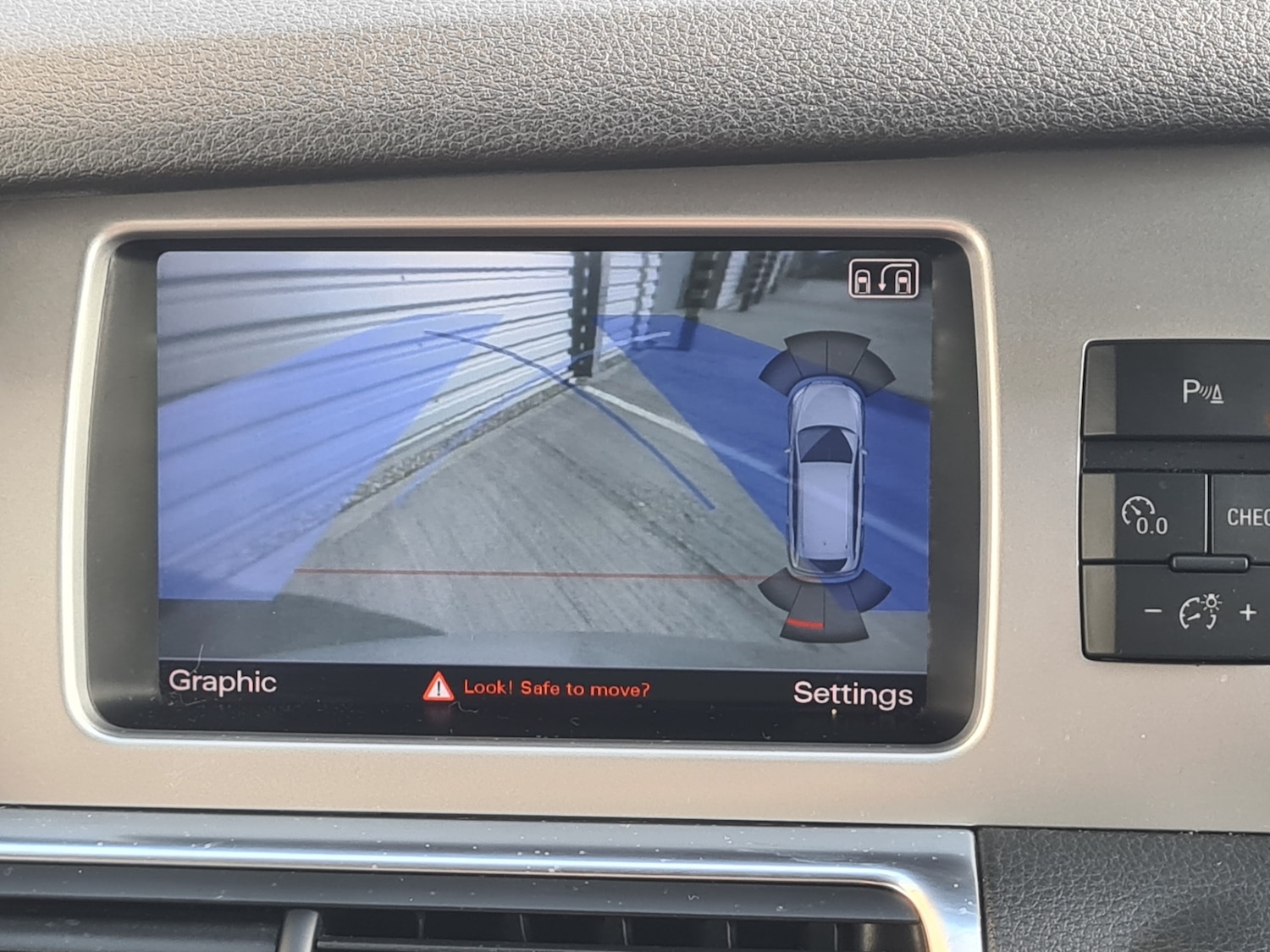 Used Audi Q7 2013 for sale - 76237505: Photo 12