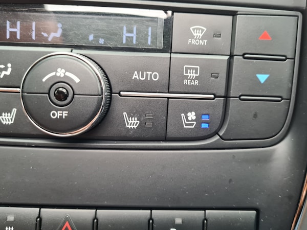 Used Jeep Grand Cherokee 2012 for sale - 73406923: Photo 18