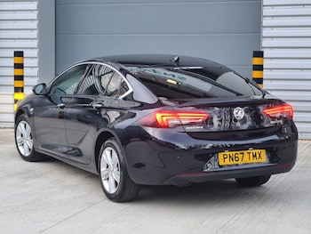 Used Vauxhall Insignia 2017 for sale - 76471422: Photo