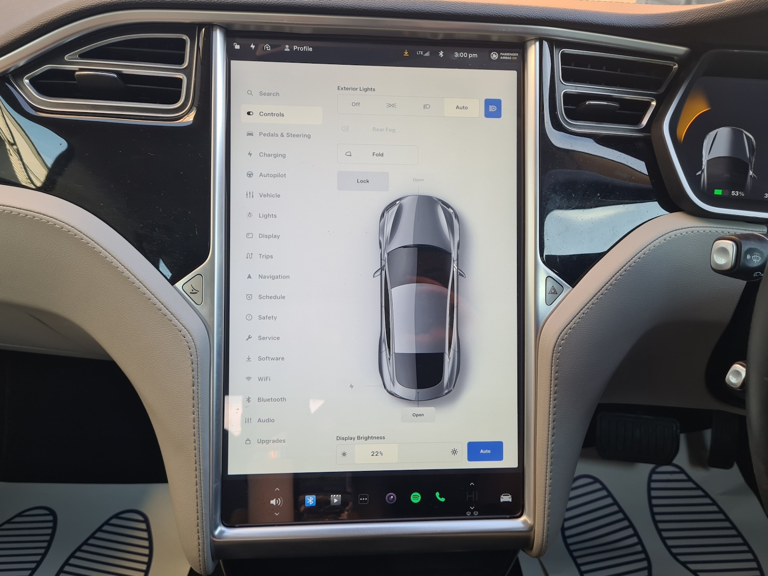 Used Tesla Model S 2015 for sale - 76643843: Photo 12