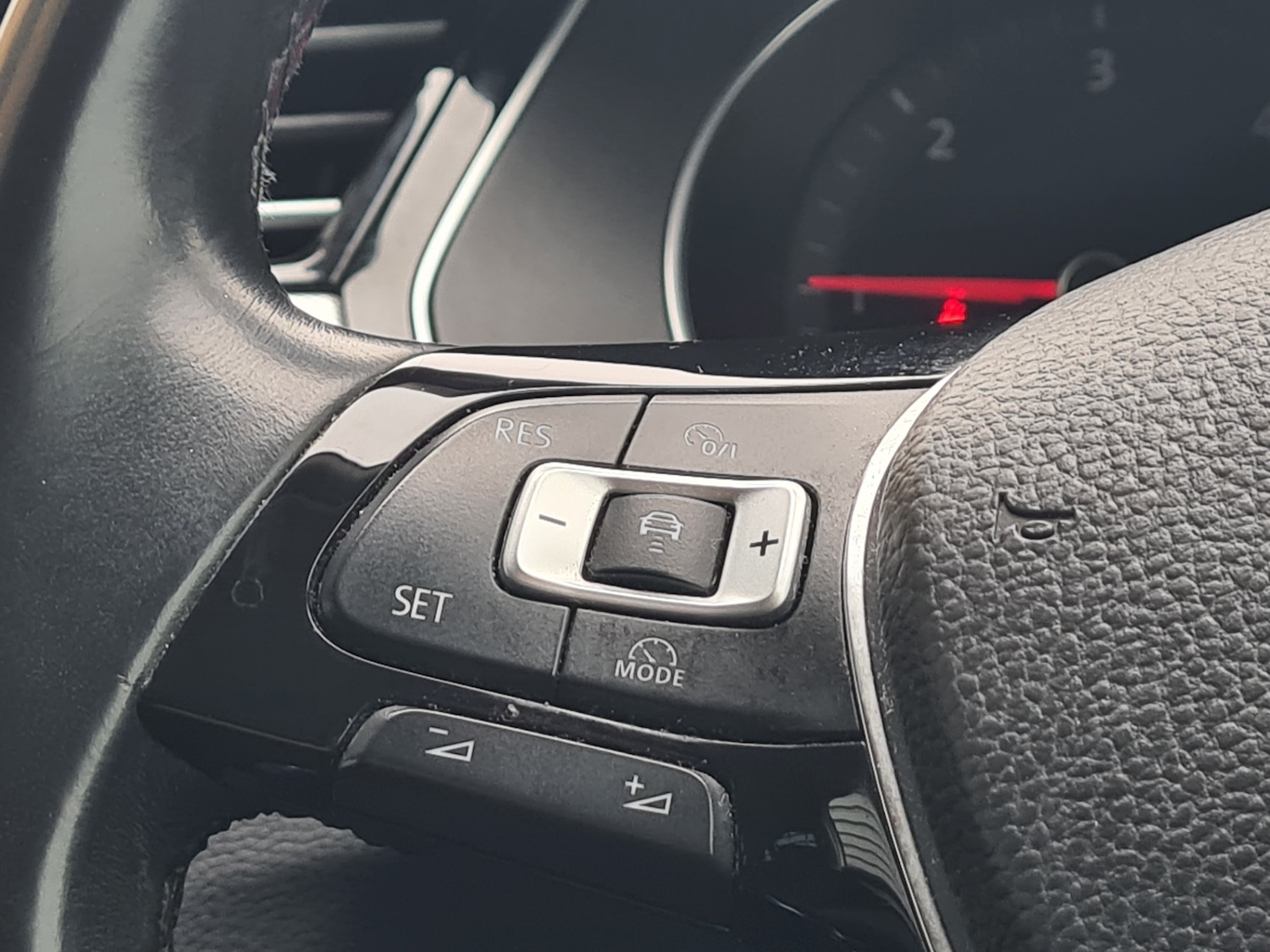 Used Volkswagen Passat 2015 for sale - 77626340: Photo 11