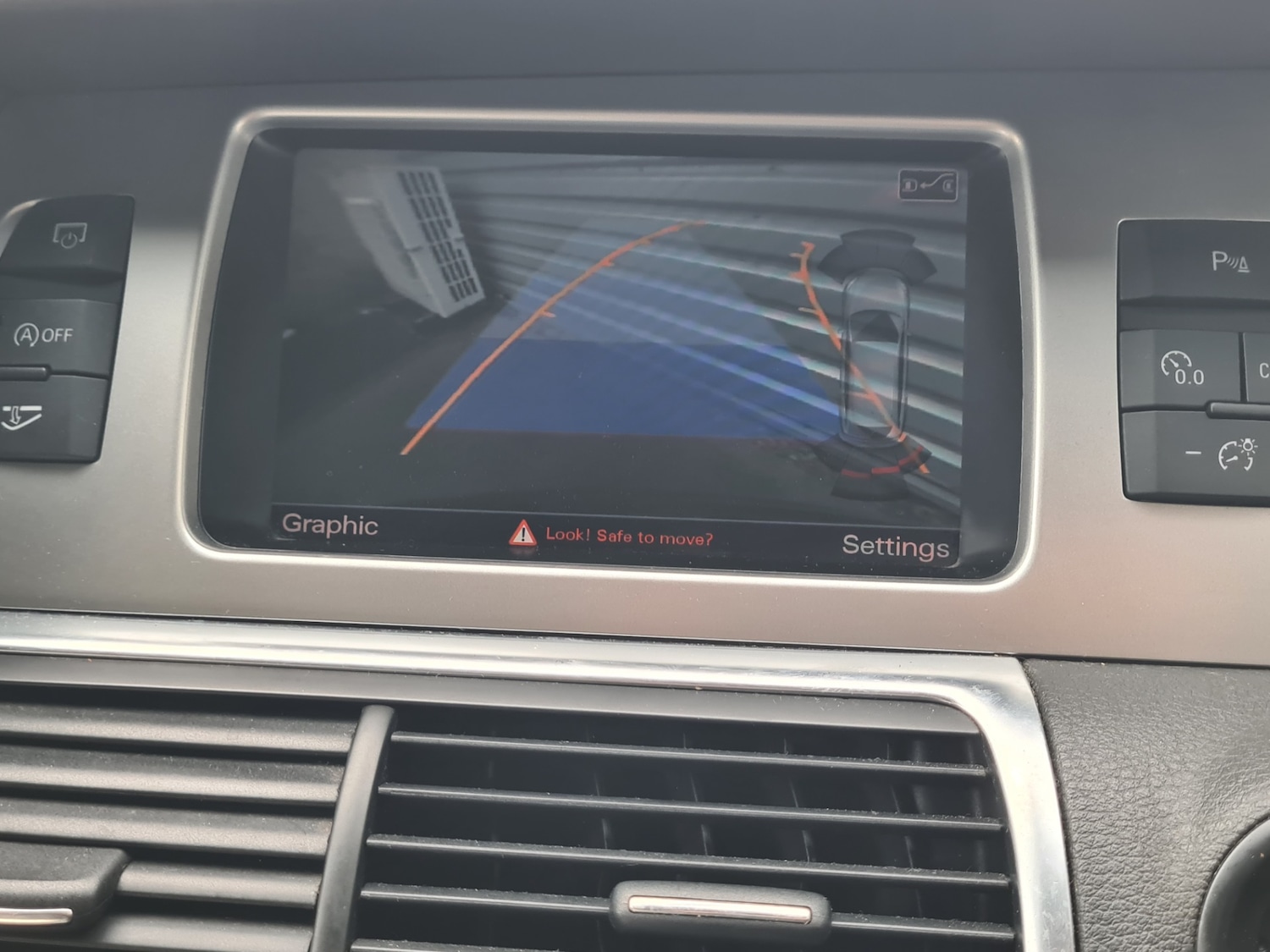 Used Audi Q7 2013 for sale - 77393404: Photo 9