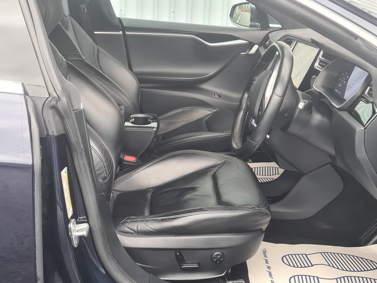 Used Tesla Model S 2015 for sale - 77483111: Photo 6