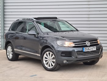 Used Volkswagen Touareg 2012 for sale - 75731546: Photo