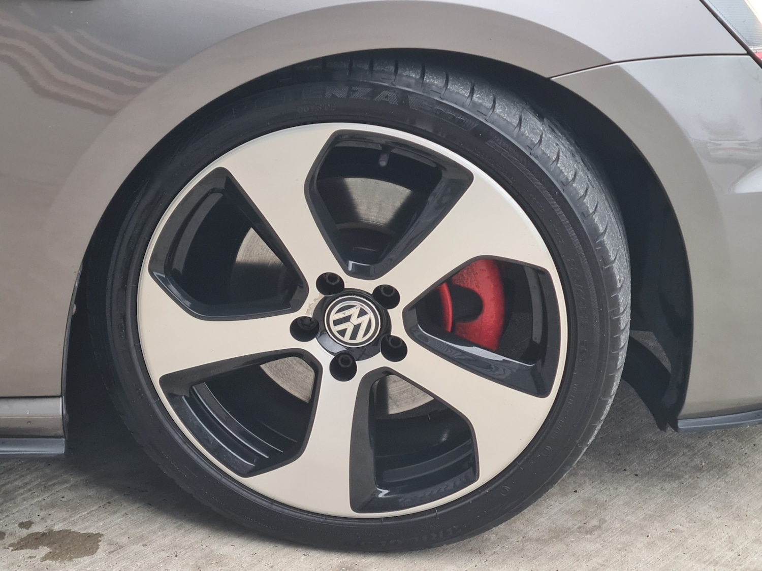 Used Volkswagen Golf 2013 for sale - 76472071: Photo 11