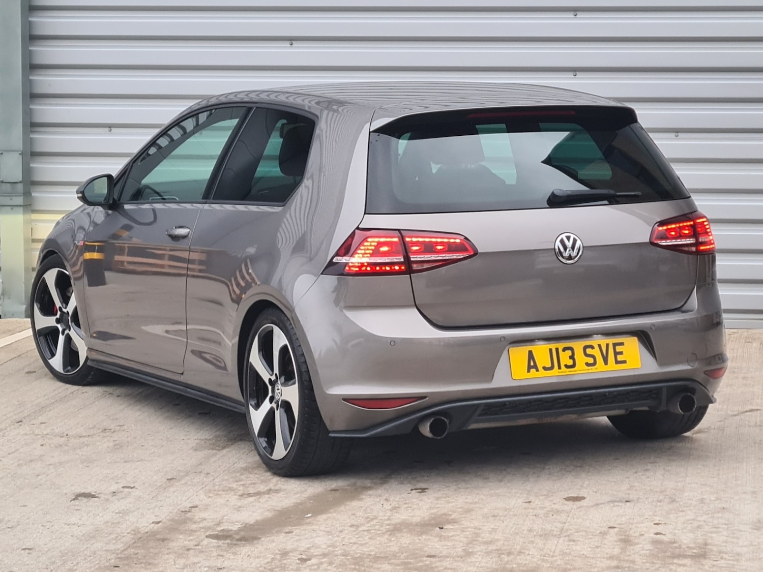 Used Volkswagen Golf 2013 for sale - 76472071: Photo 3