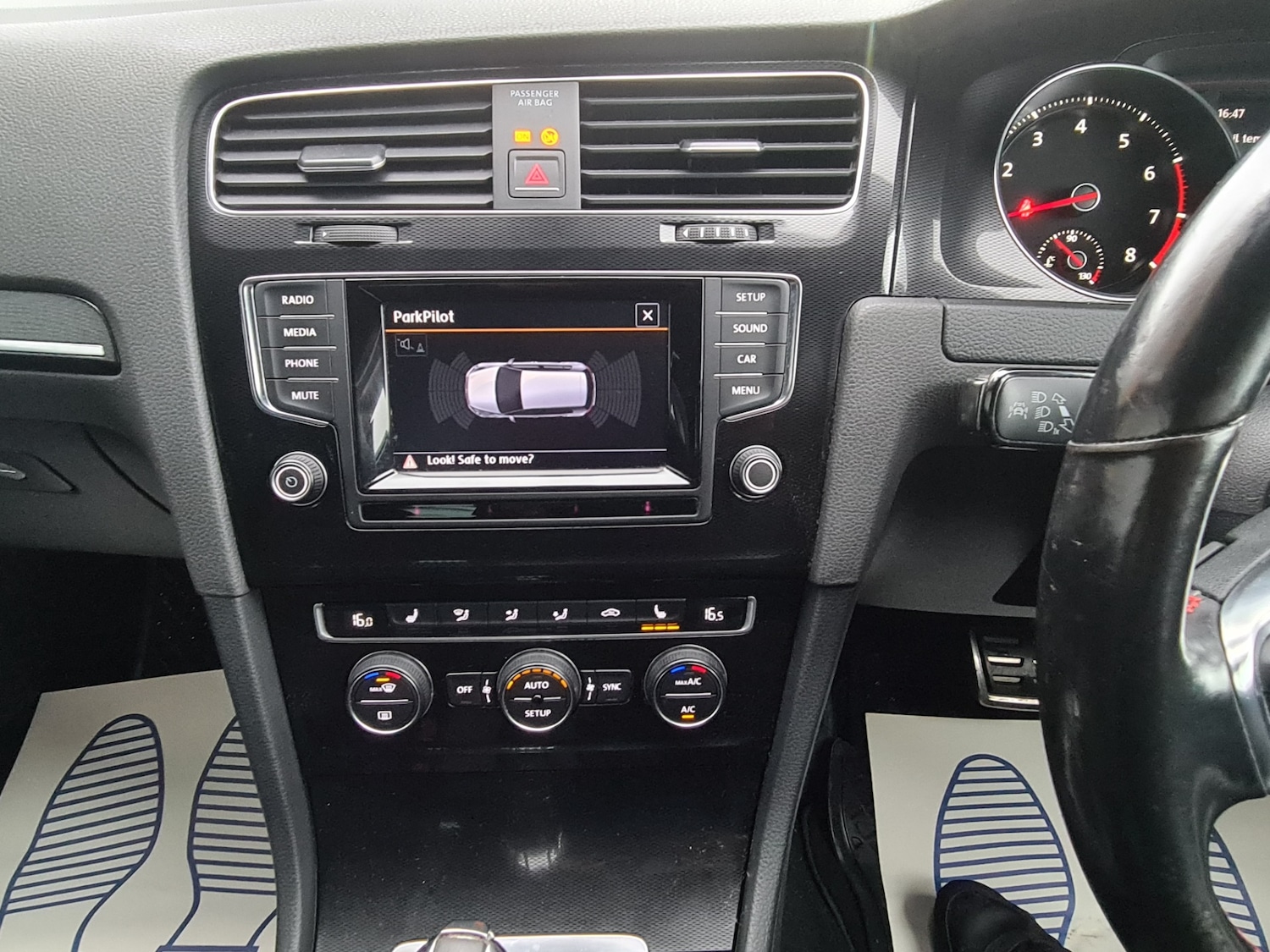 Used Volkswagen Golf 2013 for sale - 76472071: Photo 9