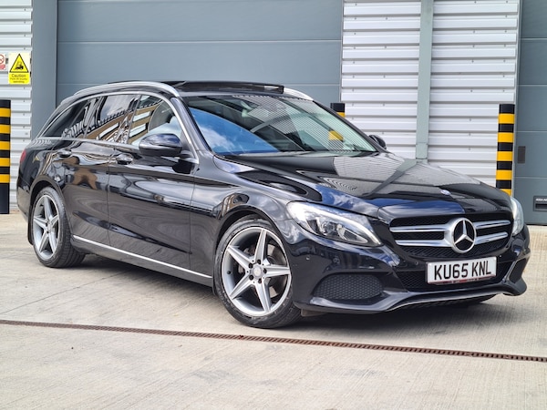 Used Mercedes-Benz C Class 2015 for sale - 74620540: Photo 1