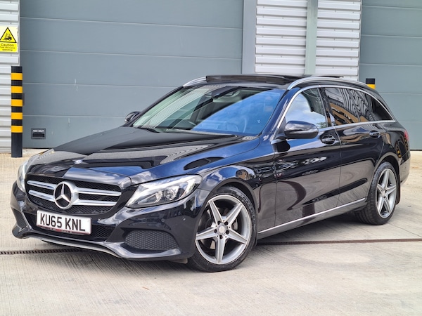 Used Mercedes-Benz C Class 2015 for sale - 74620540: Photo 2
