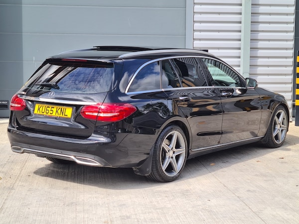 Used Mercedes-Benz C Class 2015 for sale - 74620540: Photo 3