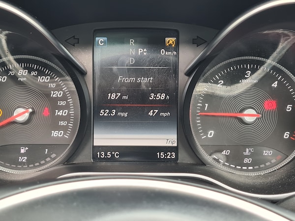 Used Mercedes-Benz C Class 2015 for sale - 74620540: Photo 8