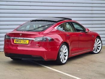 Used Tesla Model S 2016 for sale - 76684560: Photo