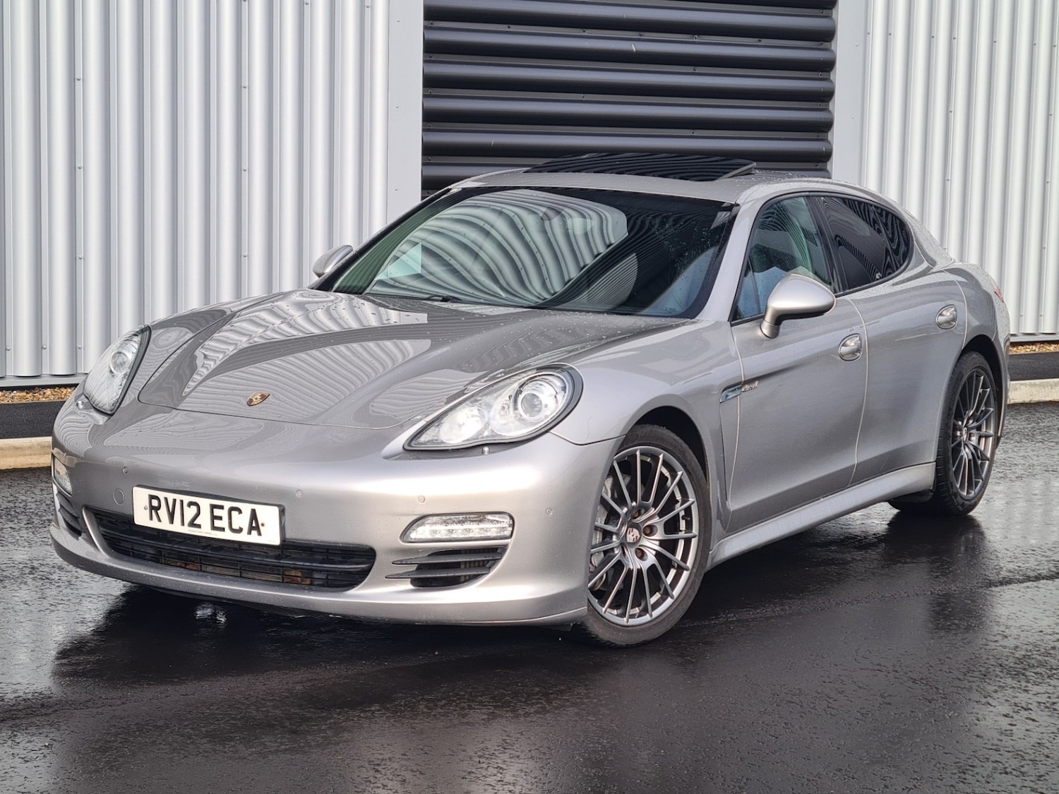 Used Porsche Panamera 2012 for sale - 77522379: Photo 2