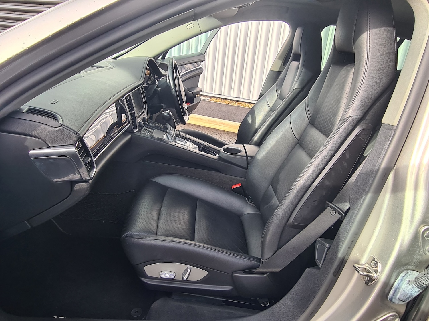 Used Porsche Panamera 2012 for sale - 77522379: Photo 8