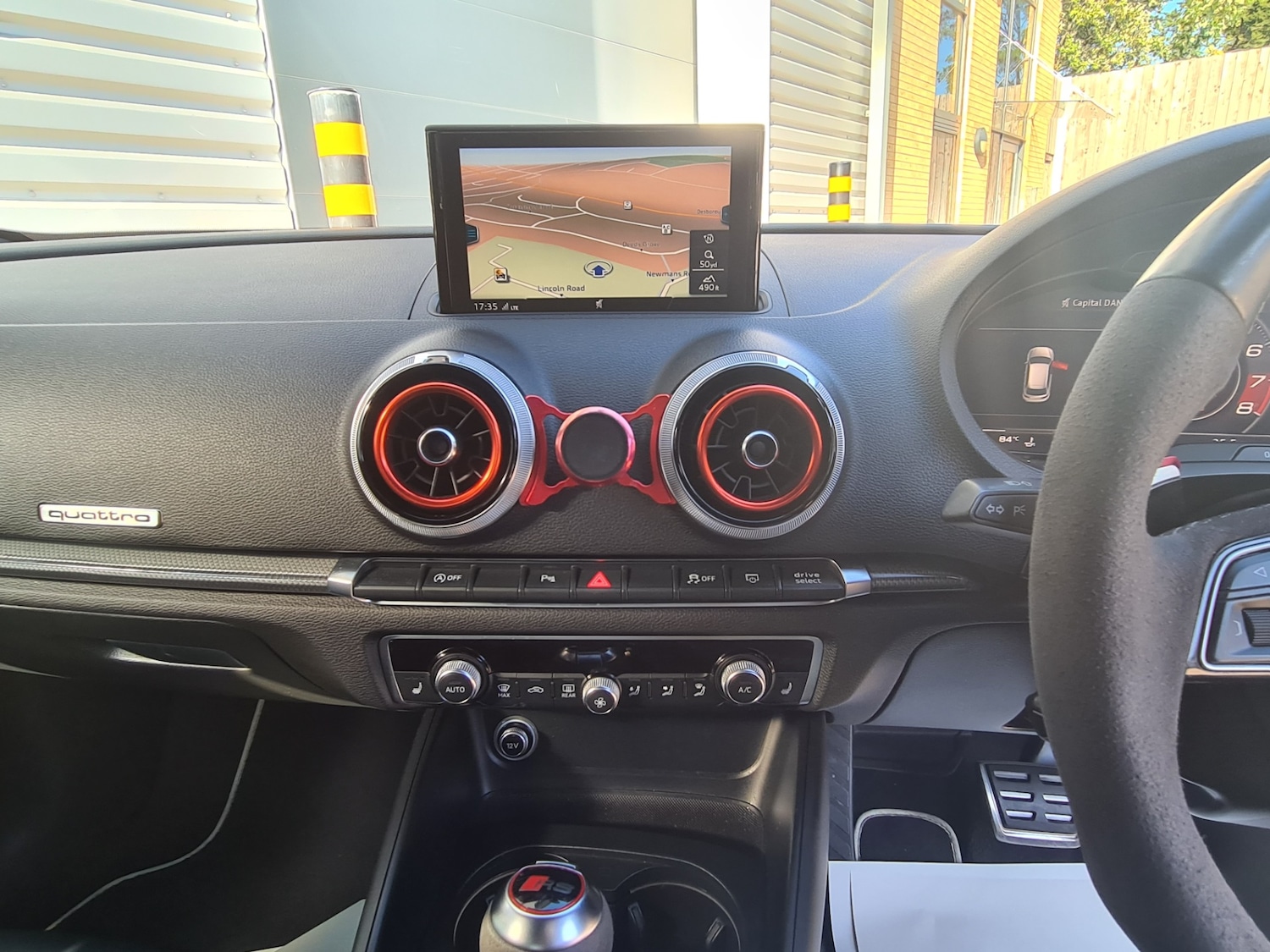 Used Audi RS3 2018 for sale - 76237472: Photo 13