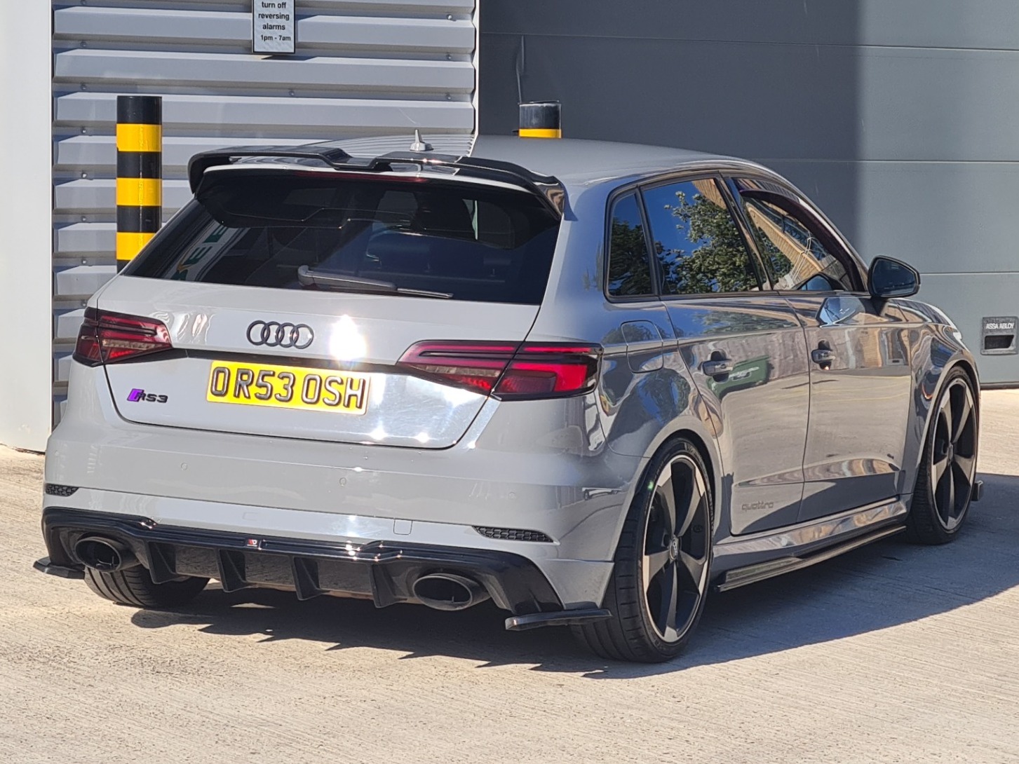 Used Audi RS3 2018 for sale - 76237472: Photo 4